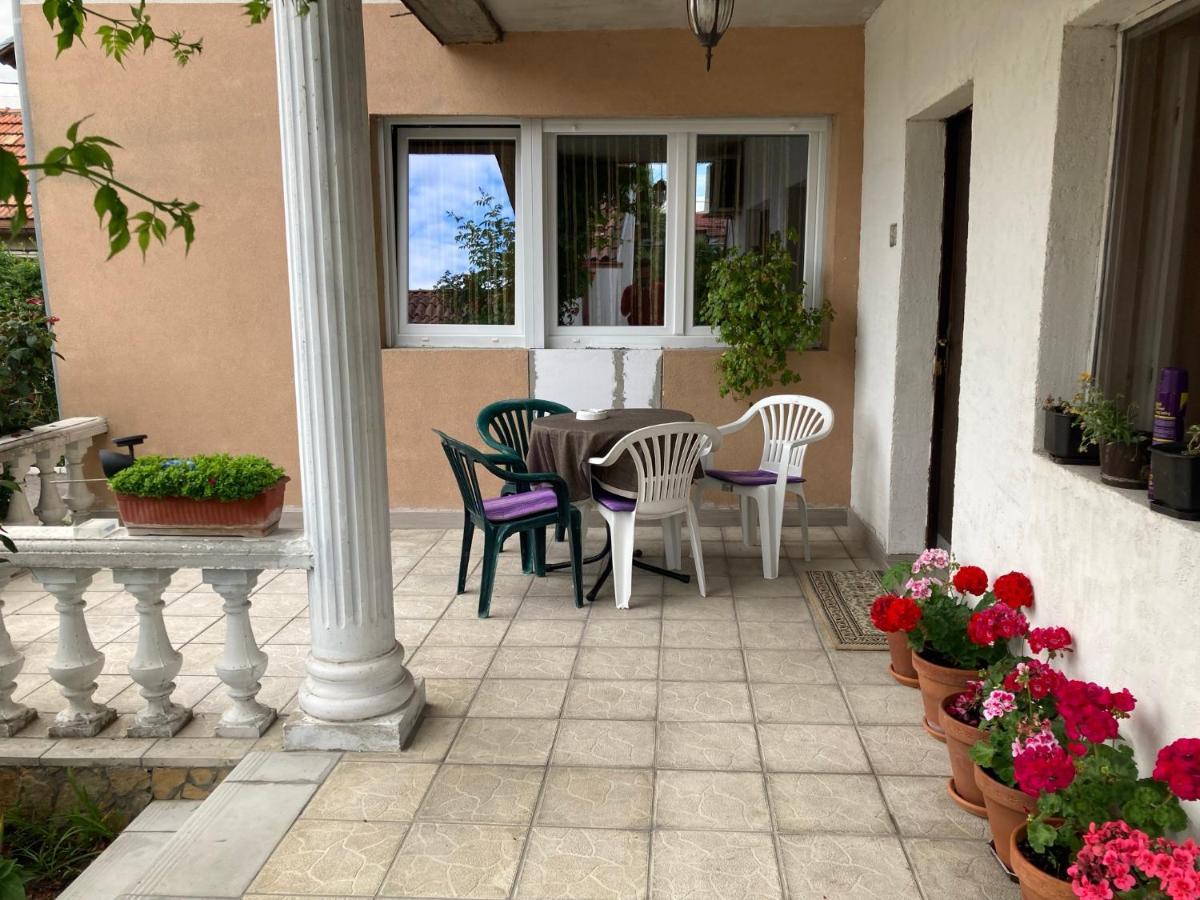 Apartment Milos Belgrad Exterior foto