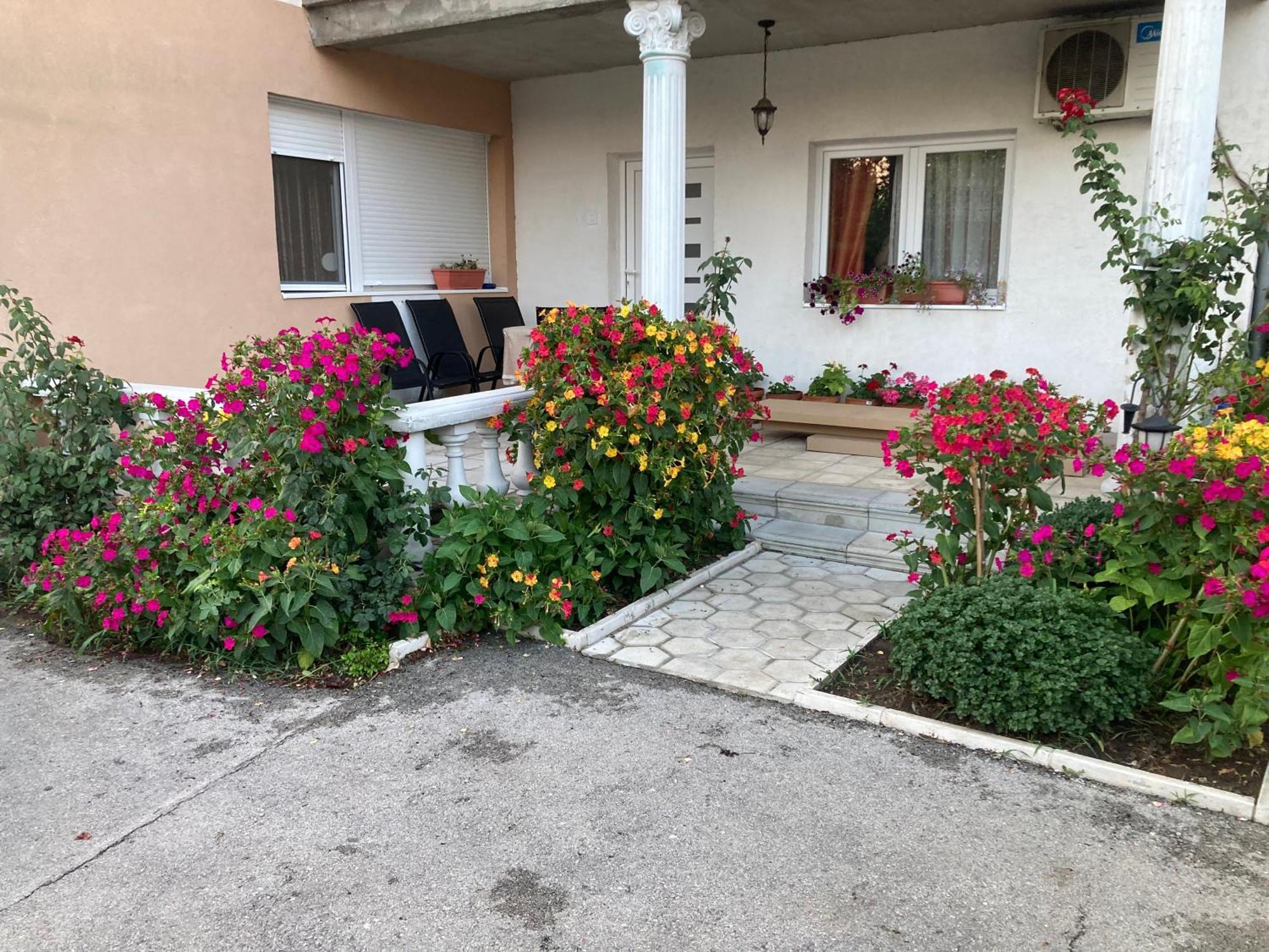Apartment Milos Belgrad Exterior foto