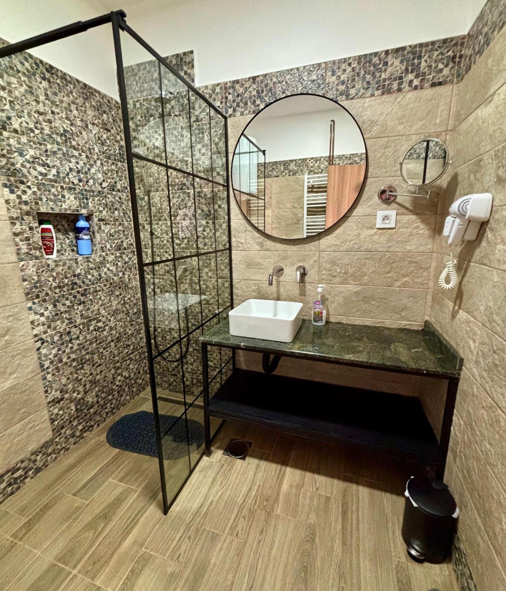 Apartment Milos Belgrad Exterior foto